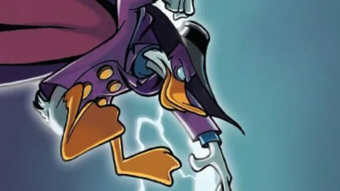 Panini presenta Darkwing Duck: The Duck Knight Returns Panini presenta Darkwing Duck: The Duck Knight Returns
