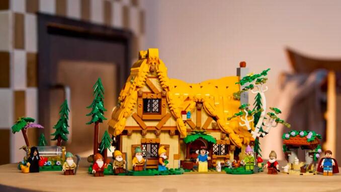 LEGO: ecco il cottage di Biancaneve e i sette nani